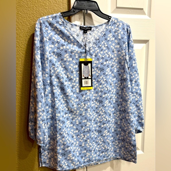 Mario Serrani Ladies' V-Neck Blouse top size S - Picture 3 of 5
